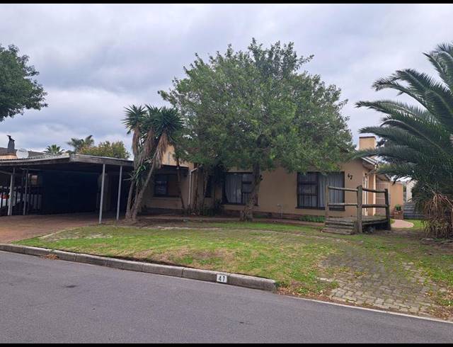 3 BEDROOM HOUSE FOR SALE IN MORGENSTER